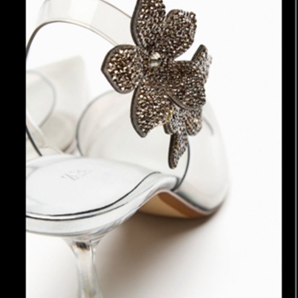 🤍 FLORAL VINYL HIGH HEELED SHOES - Picture 4 of 4